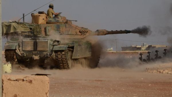 Turkey in August launched an operation inside Syria dubbed "Euphrates Shield" in support of Syrian opposition fighters to push Daesh jihadists from its border. (AFP/Nazeer al-Khatib)