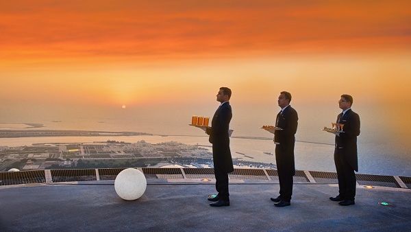 ستقام تجربة مهبط الطائرات يوم الجمعة، 11 يناير 2019، لمدة 90 دقيقة، خلال فترة مغيب الشمس.