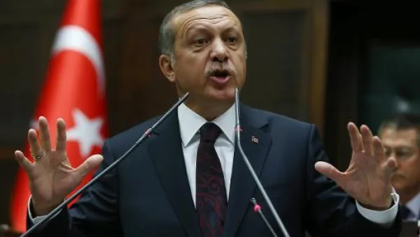 الرئيس التركي رجب طيب أردوغان يتخذ من الانقلاب الفاشل ذريعة لإسكات المعارضة
