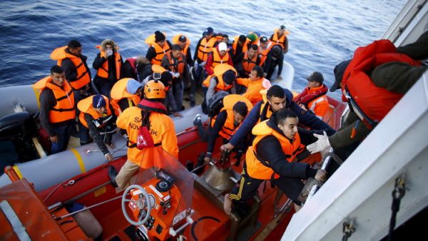 مقتل 16 شخصا من المهاجرين غرقا بتحطم قاربهم قبالة السواحل التركية