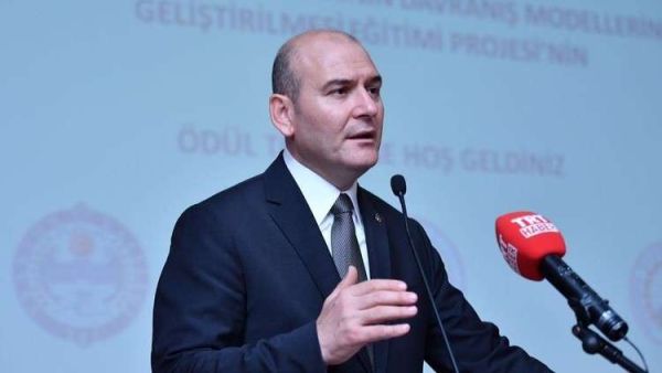 وزير الداخلية التركي سليمان سويلو 