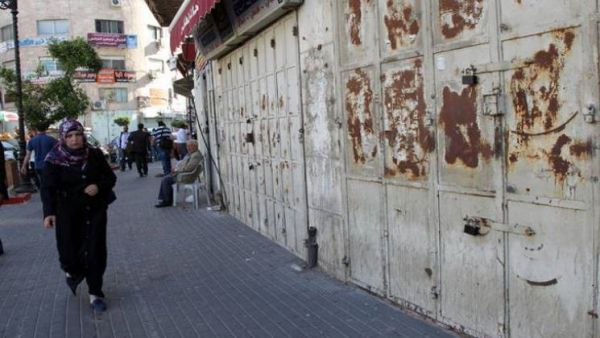 إضراب تجاري شامل الاثنين بجميع مدن الضفة الغربية