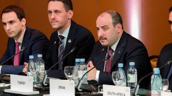 Turkey's Industry and Technology Minister Mustafa Varank (2nd R) attends G20 Digital Economy Ministerial Meeting in Salta, Argentina on August 24, 2018. (AA)