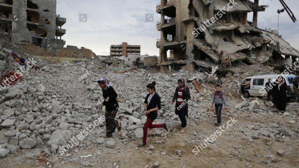 مخيم الركبان بات يأوي 90 ألف نازح بعد انتقال قاطني مخيم الحدلات إليه