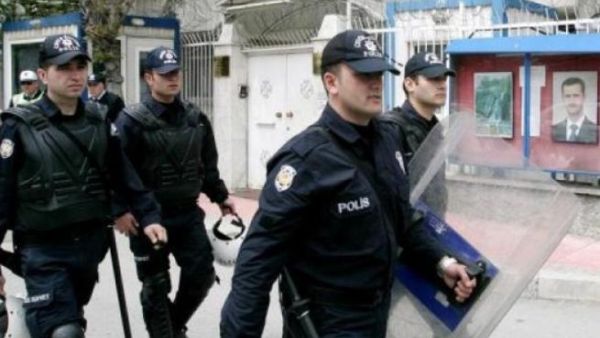 Turkish Police detained 15 people in Istanbul over alleged connection with ISIS. (AFP/File Photo)