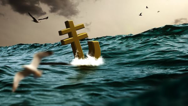 Risks to financial stability remain significant given unpredictability in the policy framework and Turkey’s large external financing requirements. (Shutterstock)