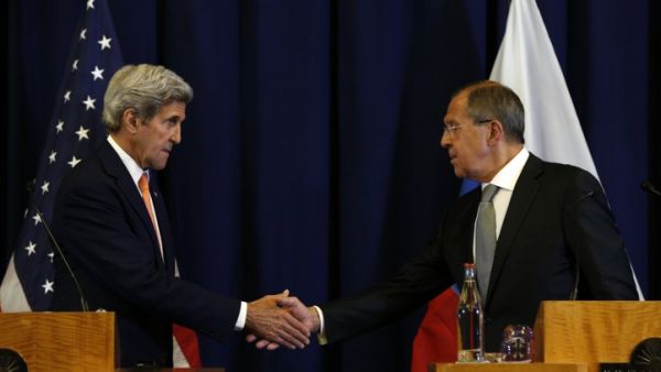 US Secretary of State John Kerry and Russian Foreign Minister Sergei Lavrov at a press conference in Geneva on September 9, 2016. (AFP/Kevin Lamarq)