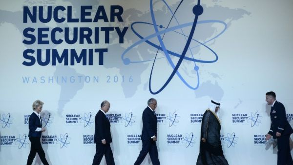 World leaders arrive to take part in the Nuclear Security Summit family photo at the Walter E. Washington Convention Center on April 1, 2016 in Washington, DC.  (AFP/Stephane de Sakutin)