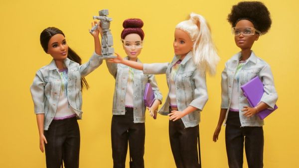 Robotics Barbie aims to inspire young girls. (Twitter)