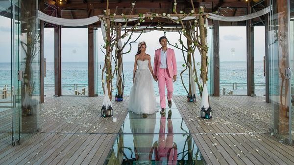 The wedding venue sits serenely in the resort’s overwater fine dining complex, adjacent to the French fine dining venue Fenesse. The wedding venue sits serenely in the resort’s overwater fine dining complex, adjacent to the French fine dining venue Fenesse.