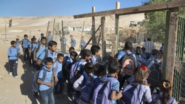 مدرسة لبدو الجهالين بالقرب من القدس/فلسطين/أ.ف.ب