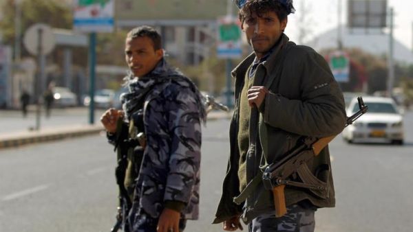 Yemeni soldiers block streets around the presidential palace in the capital Sanaa. (AFP/ File Photo)
