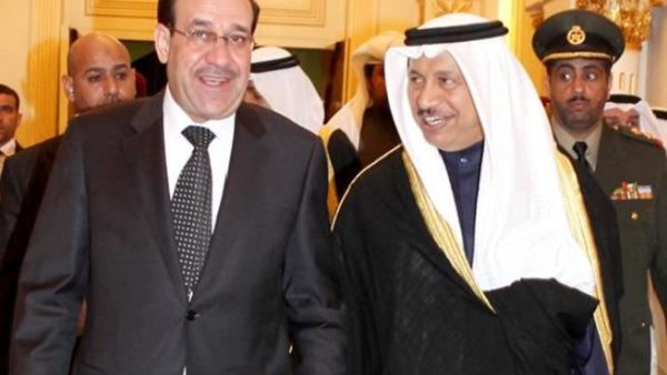 رئيس الوزراء الكويتي مودعا نظيره العراقي خلال زيارة الاخير للكويت/ارشيف