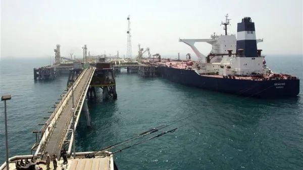 خبراء عراقيون يرون ان بناء الميناء سيؤدي الى "خنق" المنفذ البحري الوحيد للعراق