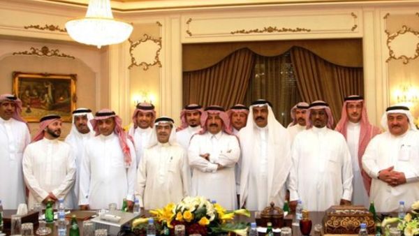 وقع اتفاقية الإستحواذ الدكتور ناصر بن عقيل الطيار، نائب رئيس مجلس الإدارة والعضو المنتدب في مجموعة الطيار للسفر
