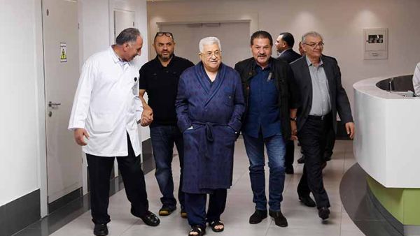 أكد مدير المستشفى سعيد سراحنة أن عباس "يتماثل للشفاء ووضعه في تحسن مستمر"
