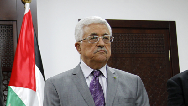 Mahmoud Abbas is due to hold a meeting with his French counterpart, Francois Hollande, on Friday (File/AFP) Mahmoud Abbas is due to hold a meeting with his French counterpart, Francois Hollande, on Friday (File/AFP)
