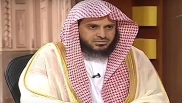 عمل الطريفي سابقا باحثا شرعيا في وزارة الشؤون الإسلامية والأوقاف والدعوة والإرشاد بالسعودية