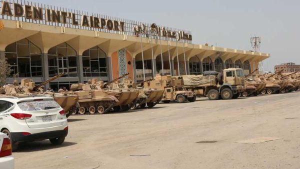 خلية للتحالف بمطار عدن تعيق توريد الأموال المطبوعة بالخارج
