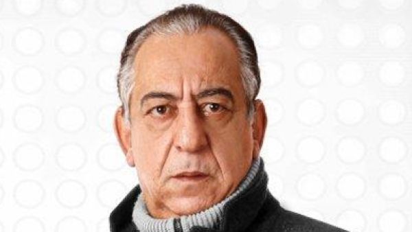  الفنان المصري أحمد راتب