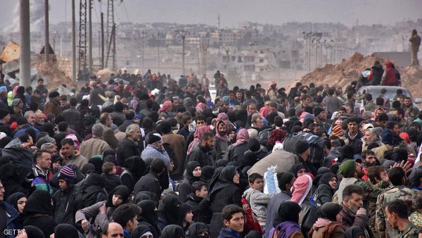 بعض الأحياء في شرق المدينة، والتي لا تزال تحت سيطرة الفصائل، باتت خالية تماما من السكان