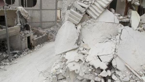 مبنى مدمر في حلب 
