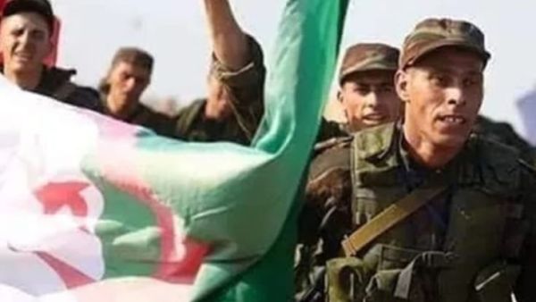 الفرق الجزائرية قدمت أداء مذهلا ورائعا، فيما أكد تقرير روسي أن الجيش الجزائري بإمكانه مواجهة أي قوة استعمارية الفرق الجزائرية قدمت أداء مذهلا ورائعا، فيما أكد تقرير روسي أن الجيش الجزائري بإمكانه مواجهة أي قوة استعمارية