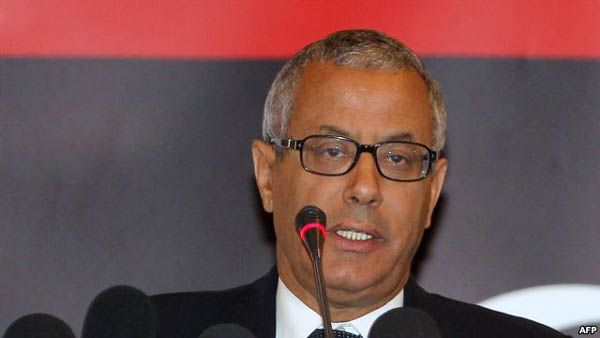  غادر زيدان ليبيا رغم منعه من السفر بقرار من النائب العام لاتهامه بالتورّط في قضية اختلاس أموال عامة