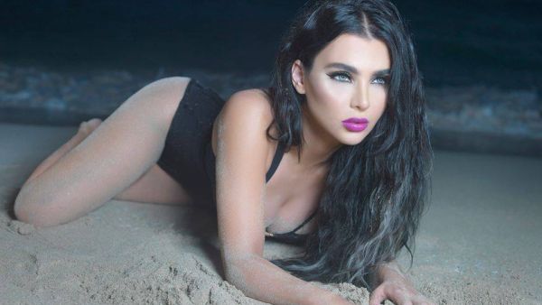 The Lebanese singer doesn't care what people think of her. (File photo)