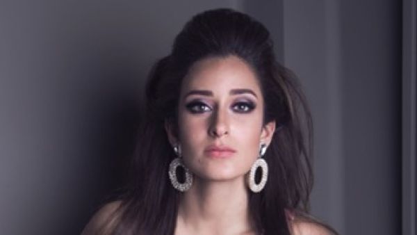 امينة خليل
