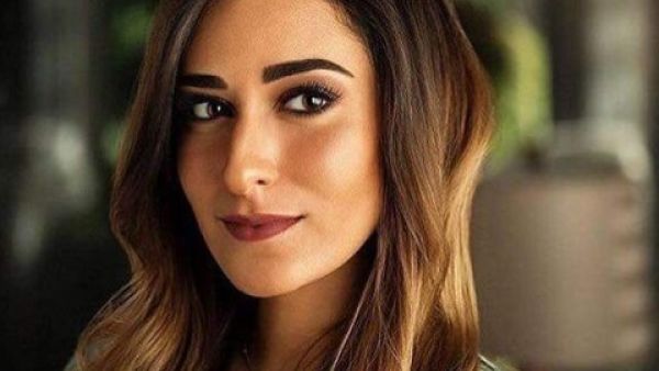 أمينة خليل تتلقى هدية غير متوقعة من (سيكريت سانتا)