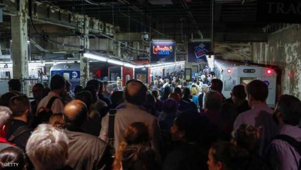 عواصف عاتية تضرب أميركا وتعطل الحركة في عدة ولايات
