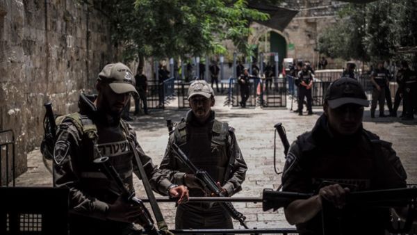 رضخت اسرائيل مضطرة لفتح ابواب المسجد الاقصى ب