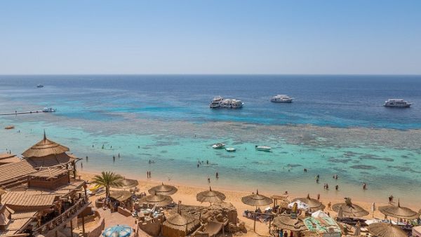 Saudi Arabia is the top Arab country in terms of number of tourists to Egypt, followed by Jordan, Kuwait and Lebanon. (Pixabay)