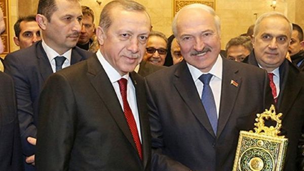 شارك الرئيس التركي في حفل افتتاح المسجد إلى جانب الرئيس البيلاروسي