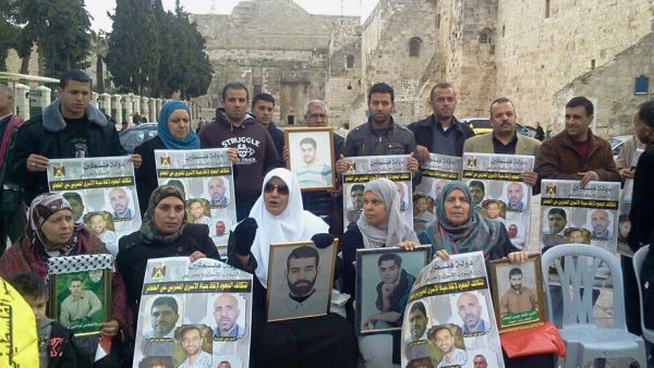 جلعاد اردان:  رفض إسرائيل التفاوض مع "السجناء"