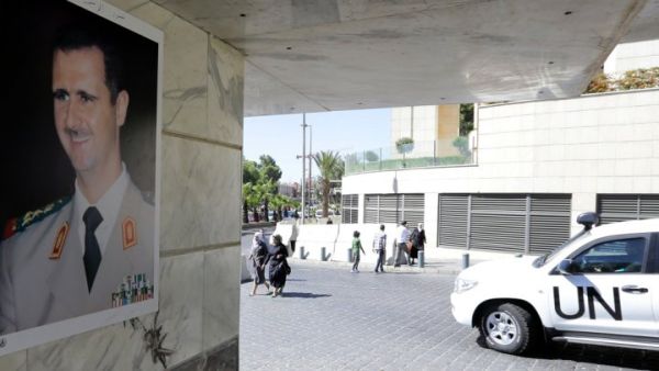 فريق منظمة حظر الأسلحة الكيميائية يبدأ العمل في سوريا السبت
