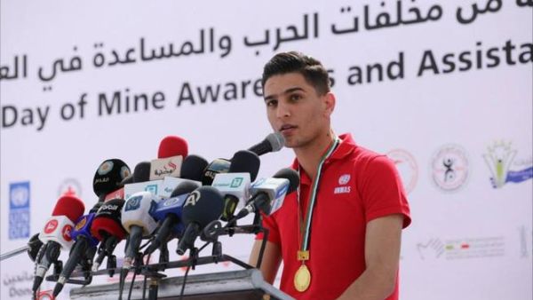 Assaf making a speech during the International Day of Mine Awareness & Assistance in Mine Action in Gaza. (Image: Facebook)