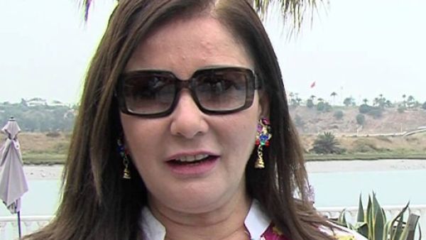 الفنانة المصرية آثار الحكيم