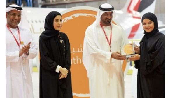 تطرق اللقاء لعدد من المبادرات الرامية إلى مواءمة التعليم بشكل أعمق مع المهن المحتملة في قطاع الطيران وخرجت الحلقة بتوصيات عدة مثل إنشاء «مجلس شباب الطيران» وإدراج مواد تعريفية متعلقة بقطاع الطيران في برنامج الخدمة الوطنية.