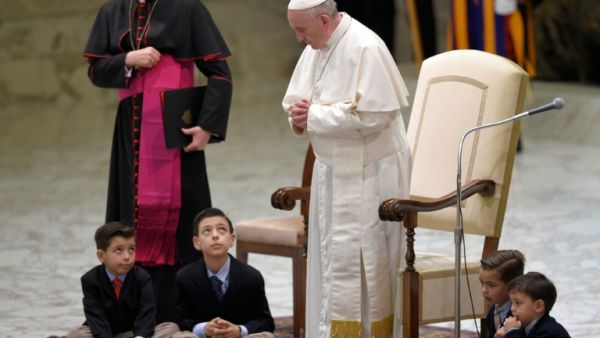 ماذا قال بابا الفاتيكان عن التربية الجنسية في المدارس