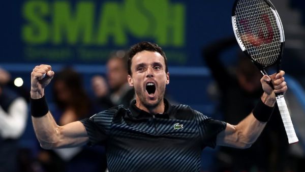 Fast-starting Spaniard faces a tough test from strong field including Federer