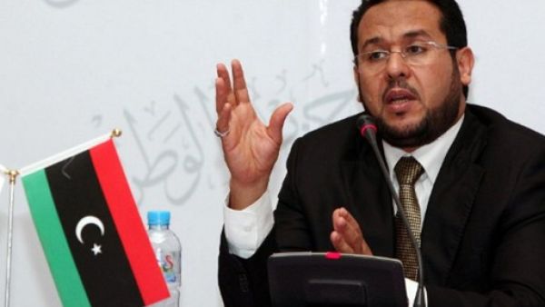  بلحاج يحصل على حق مقاضاة جاك سترو