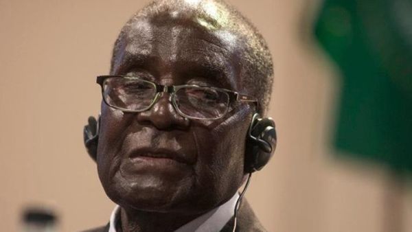 رئيس البرلمان يعلن استقالة رئيس زيمبابوي روبرت موغابي