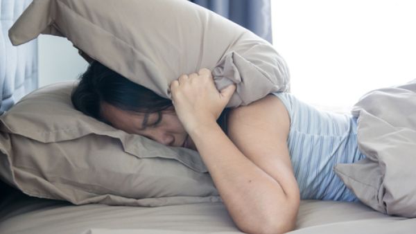 قلة النوم قد يؤدي إلى عواقب أكثر خطورة مما يمكننا تخيله