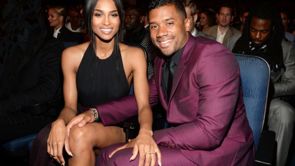 سيارا وزوجها راسل ويلسون