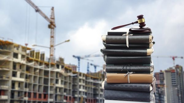 Saudi Arabia's commercial courts started operating last month in Riyadh, Jeddah and Dammam. (Shutterstock)