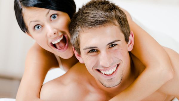 من أسباب خدش الزوجه زوجها خلال الجماع  للتخلص من الروتين