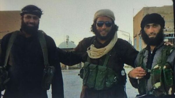 الأناضول قالت إن المعتقلين فروا من سوريا بعد الحملة التي شنتها تركيا هناك