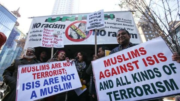 Events took place around the globe, including Iran and Lebanon as well as the British capital, where thousands of Londoners gathered to mark the event with anti-ISIS slogans (AFP/File Photo)

